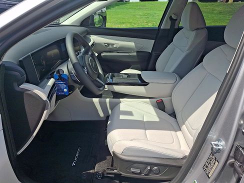 New 2026 Hyundai Tucson SEL image 8
