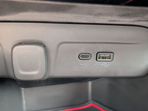 Used 2025 Chevrolet Trax RS w/ Driver Confidence Package FWD image 24