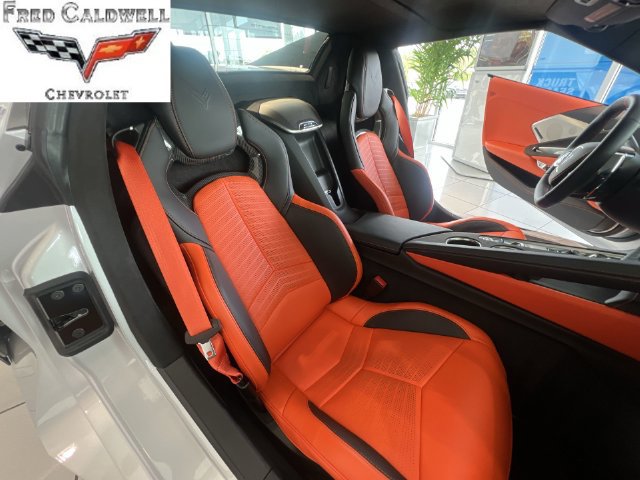 Used 2026 Chevrolet Corvette Stingray Premium Conv w/ Z51 Performance Package RWD image 30
