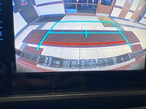 Used 2018 Toyota Tacoma TRD Sport image 23