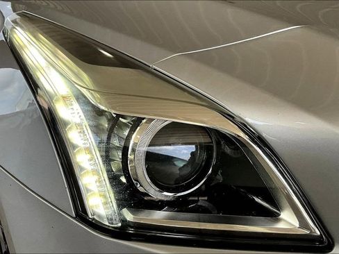 Used 2019 Cadillac CTS Luxury RWD image 29