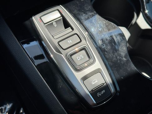 Used 2021 Honda Pilot Touring image 32