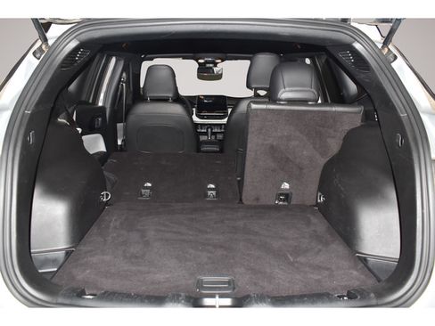 Used 2025 Jeep Compass Limited AWD/4WD image 16