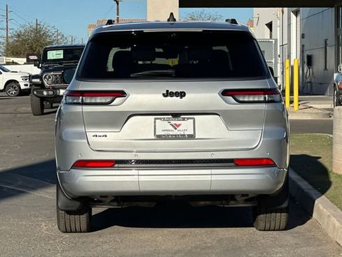 New 2026 Jeep Grand Cherokee L Limited AWD/4WD image 4