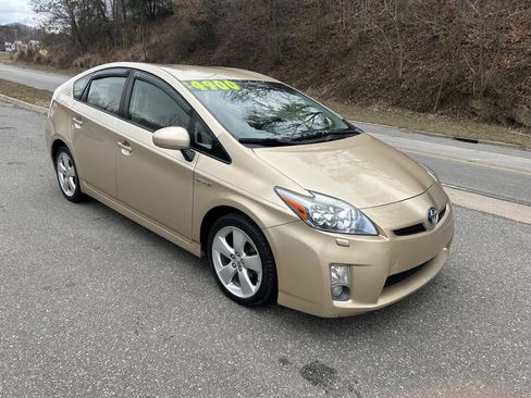 Used 2011 Toyota Prius Four image 11