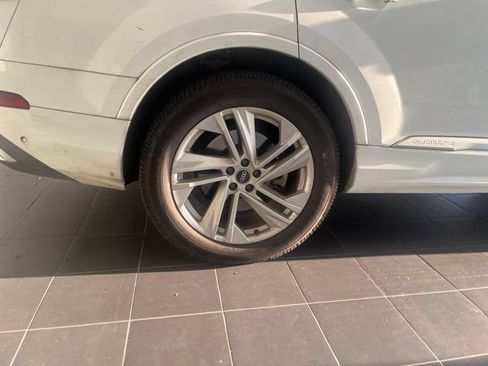 Used 2021 Audi Q7 3.0T Premium Plus AWD/4WD image 7