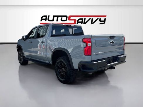Used 2024 Chevrolet Silverado 1500 ZR2 w/ Technology Package image 5