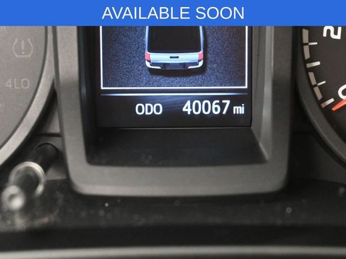 Used 2019 Toyota Tacoma SR image 21