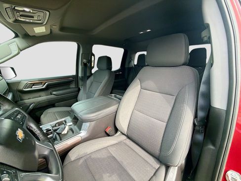 Used 2024 Chevrolet Silverado 1500 LT Trail Boss w/ Convenience Package II AWD/4WD image 22