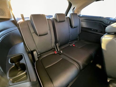 Certified 2025 Honda Odyssey Elite image 18