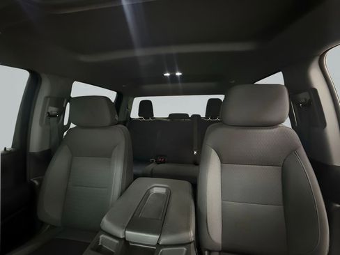 Used 2023 Chevrolet Silverado 1500 Custom image 14