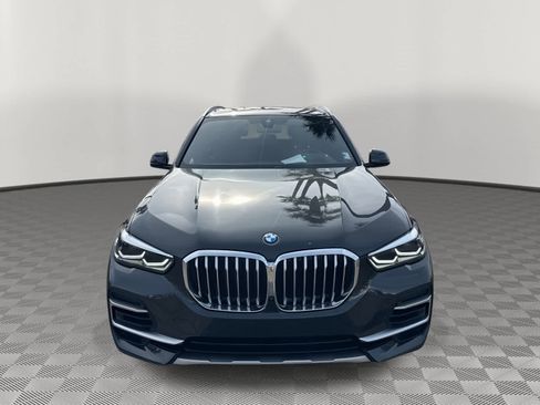Used 2023 BMW X5 sDrive40i w/ Premium Package image 2