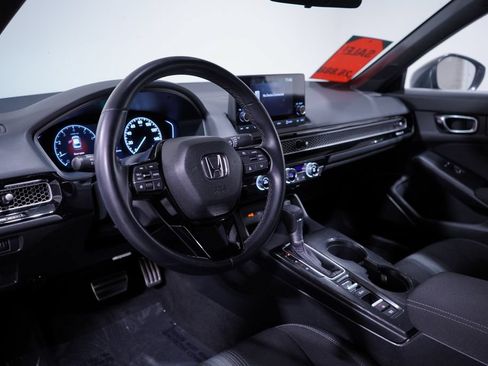 Used 2024 Honda Civic Sport image 6