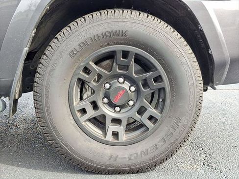 Used 2022 Toyota 4Runner SR5 Premium w/ Moonroof Package image 27