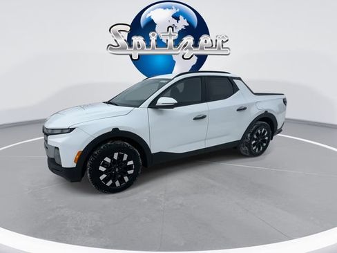 Used 2025 Hyundai Santa Cruz SEL AWD/4WD image 4