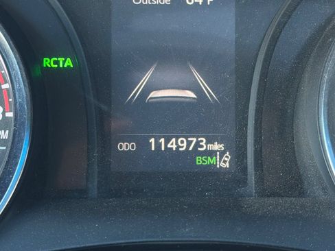 Used 2018 Toyota Camry SE w/ Moonroof Package FWD image 26