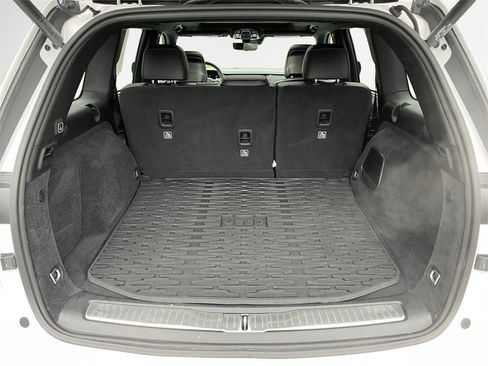 Used 2024 Jeep Grand Cherokee Overland w/ Luxury Tech Group IV image 27