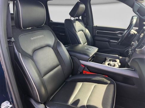 Used 2021 RAM 1500 Laramie w/ Sport Appearance Package image 11