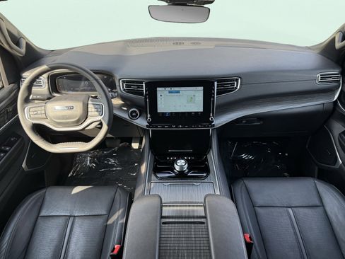 Used 2024 Jeep Wagoneer Series II w/ Flexible Seating Group image 67