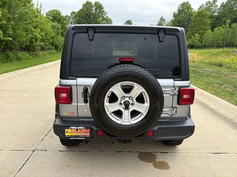 Used 2020 Jeep Wrangler Sport AWD/4WD image 8
