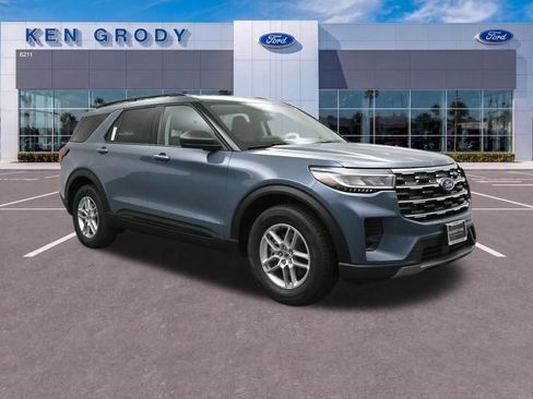 New 2026 Ford Explorer Active RWD image 1