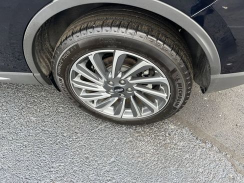 Used 2023 Lincoln Corsair Reserve w/ Equipment Group 201A image 34