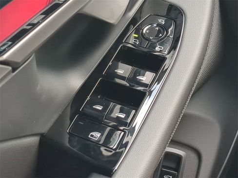 New 2026 BMW i5 eDrive40 w/ Premium Package image 25