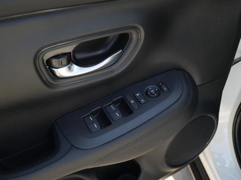 New 2026 Honda HR-V LX image 14