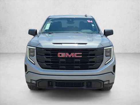 Used 2024 GMC Sierra 1500 Elevation RWD image 2