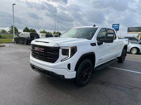 Used 2024 GMC Sierra 1500 Elevation w/ X31 Off-Road Package AWD/4WD image 7