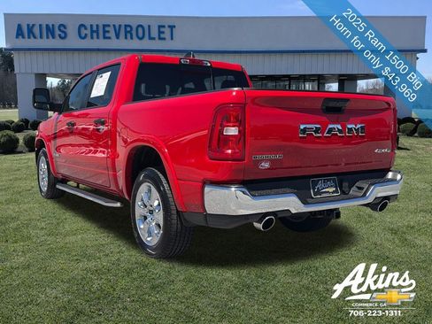 Used 2025 RAM 1500 Big Horn AWD/4WD image 2