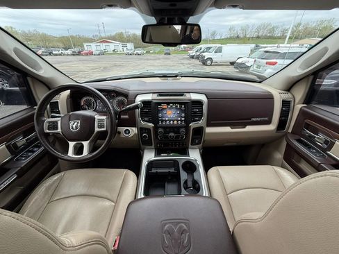 Used 2016 RAM 2500 Laramie w/ Convenience Group image 10