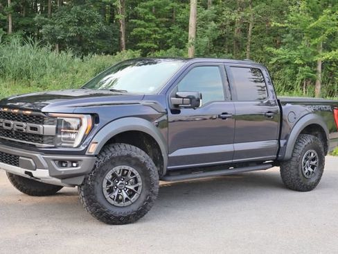 Used 2022 Ford F150 Raptor w/ Raptor 37 Performance Package AWD/4WD image 3