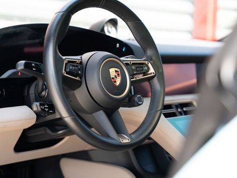 Used 2023 Porsche Taycan RWD image 20