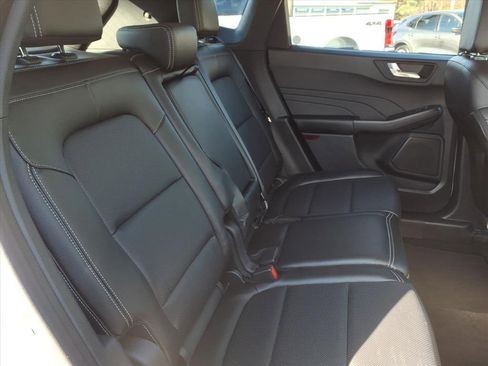 Used 2022 Ford Escape SEL image 12