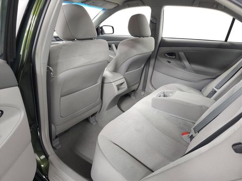 Used 2011 Toyota Camry LE image 22