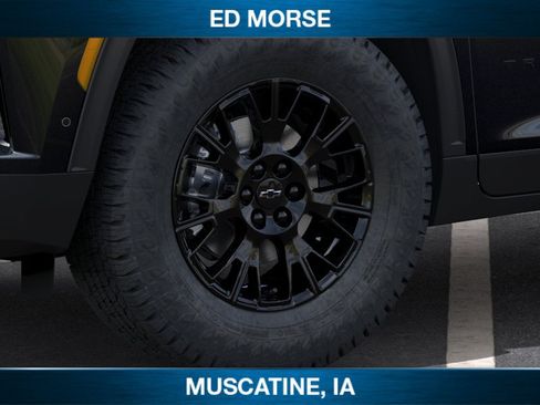 New 2026 Chevrolet Traverse Z71 w/ Enhanced Driving Package AWD/4WD image 9