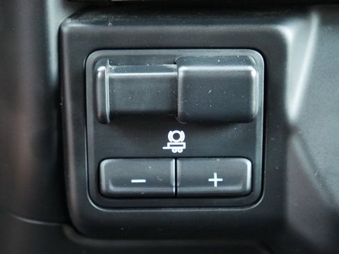 Used 2022 Chevrolet Silverado 3500 LTZ AWD/4WD image 47