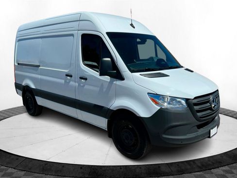 New 2025 Mercedes-Benz Sprinter 2500 image 7