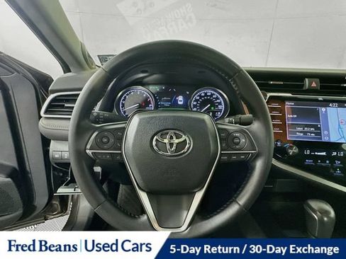 Used 2018 Toyota Camry XLE w/ Driver Assist Package FWD image 15