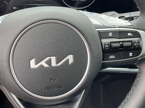 Used 2024 Kia Sportage SX FWD image 29