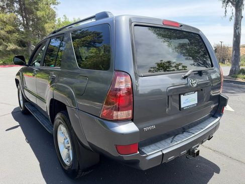 Used 2005 Toyota 4Runner Sport AWD/4WD image 3