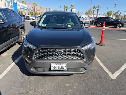 Certified 2025 Toyota Corolla Cross L FWD image 2
