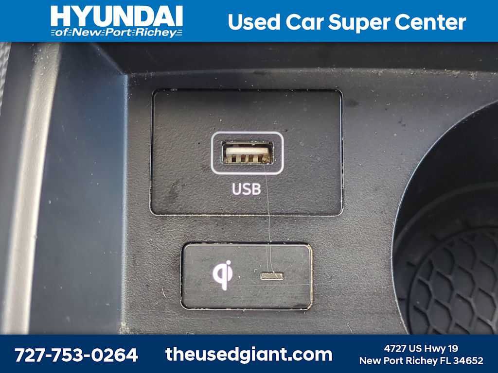 Certified 2023 Hyundai Santa Fe SEL w/ Premium Package FWD image 26