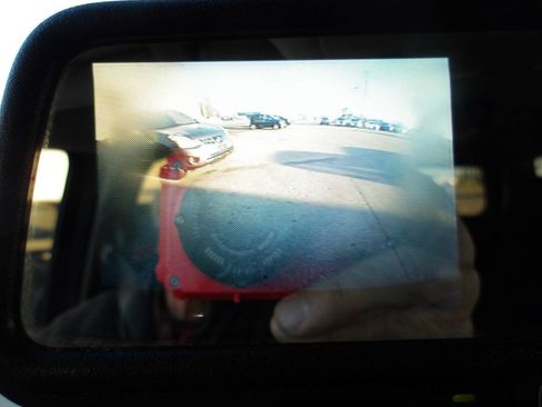 Used 2013 GMC Yukon XL SLT image 30