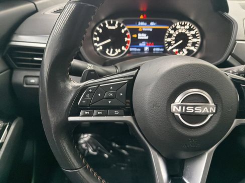 Used 2024 Nissan Altima 2.5 SR FWD image 22