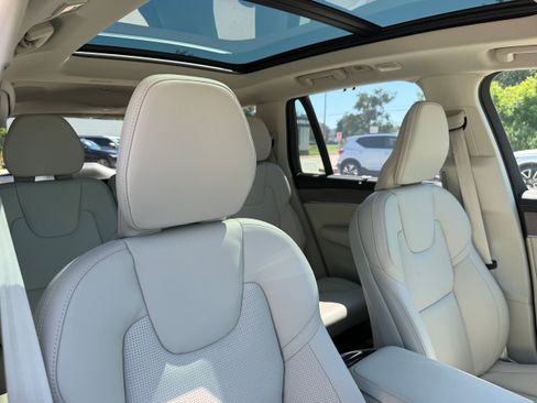 Certified 2026 Volvo XC90 T8 Ultra w/ Protection Package Premier AWD/4WD image 11