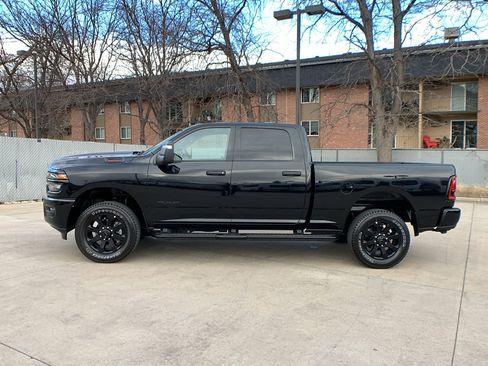 Used 2025 RAM 2500 Big Horn image 2