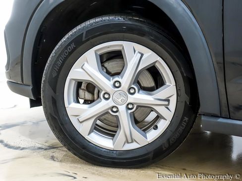 Used 2023 Honda HR-V LX image 12