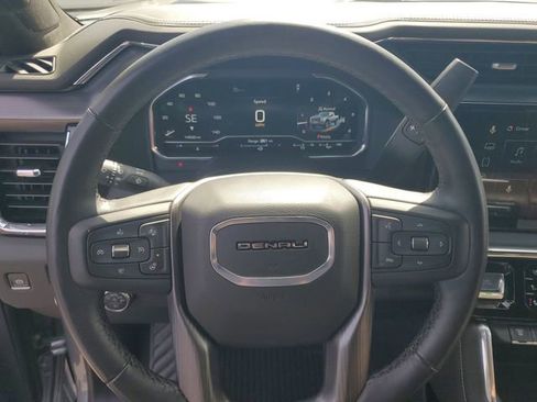 Used 2025 GMC Sierra 2500 Denali Ultimate AWD/4WD image 11